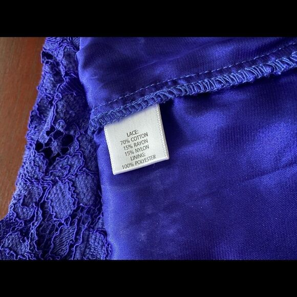 Saks Fifth Avenue Bluish Purple Lace Top | Low Back, Fully Lined | Size M - Picture 7 of 8